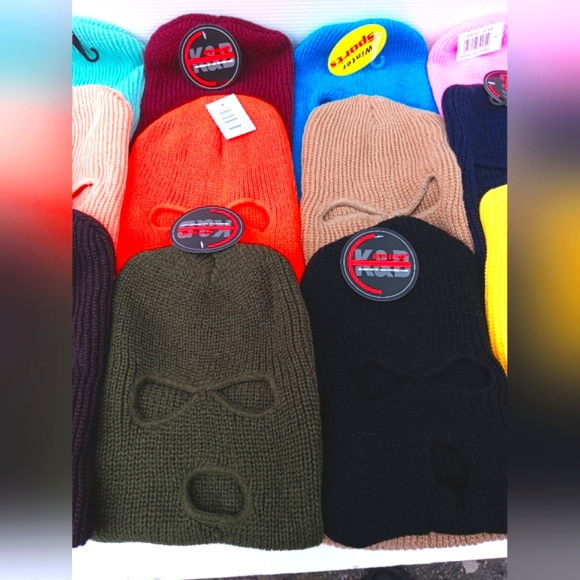 KNITTED 3 HOLE SKI MASK - Winter Hat - Picture 13 of 16